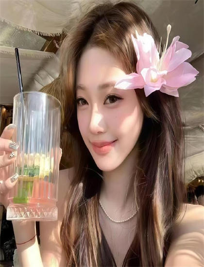 《神猫与铁蜘蛛》故事脉络梳理：主线与支线情节完整解读